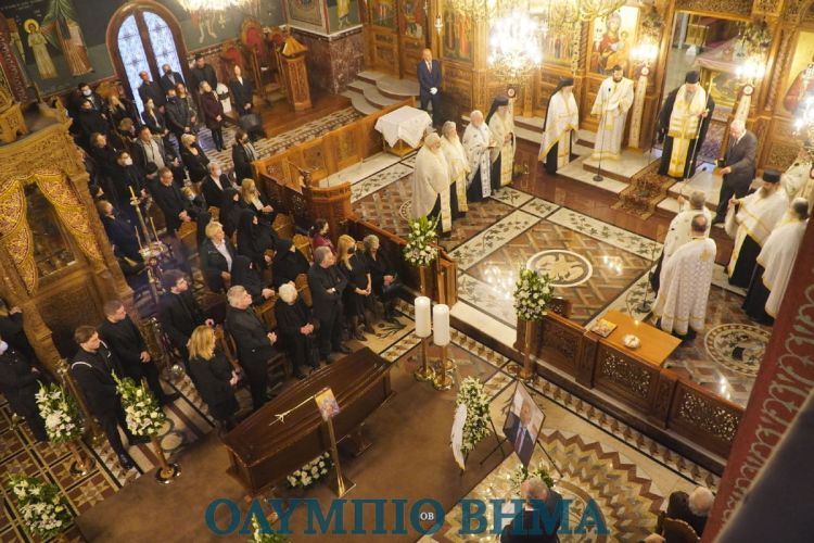 Το τελευταίο αντίο στο Λεωνίδα Κωνσταντόπουλο Το τελευταίο αντίο στο Λεωνίδα Κωνσταντόπουλο