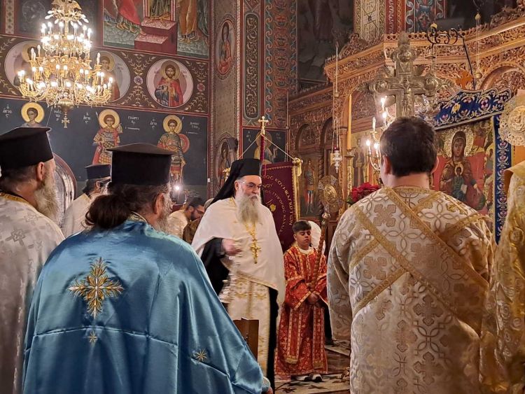 Καθεδρικός Ναός Θείας Αναλήψεως Κατερίνης - Υποδοχή της Ι. Εικόνος Παναγίας «Ρίζης του Ιεσσαί» Υποδοχή της Ι. Εικόνος Παναγίας «Ρίζης του Ιεσσαί»