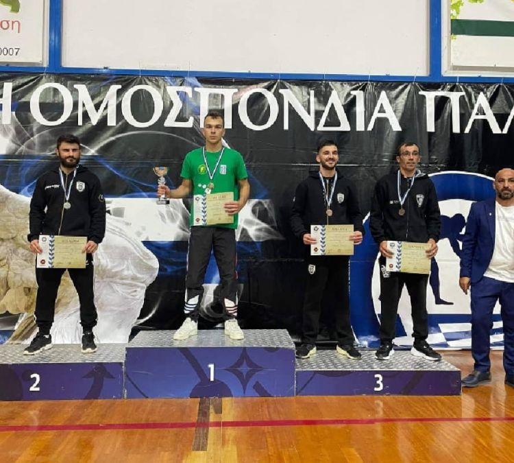 Χρυσός Πρωταθλητής ο Γιάννης Πέτκος του Αρχέλαου Κατερίνης στο Πανελλήνιο πρωτάθλημα πάλης ανδρών στην Χαλκίδα Χρυσός Πρωταθλητής ο Γιάννης Πέτκος του Αρχέλαου Κατερίνης στο Πανελλήνιο πρωτάθλημα πάλης ανδρών στην Χαλκίδα
