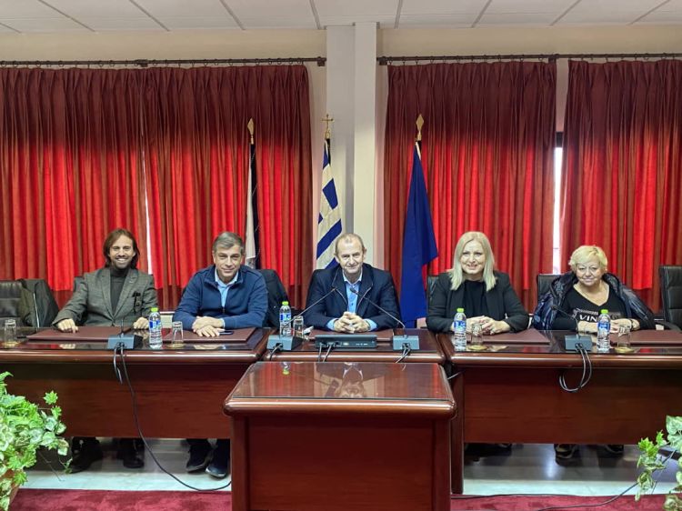 Black Friday στην Κατερίνη - Ανοικτά και την Κυριακή 27 Νοεμβρίου Black Friday στην Κατερίνη – Ανοικτά και την Κυριακή 27 Νοεμβρίου