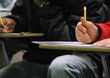 Eξετάσεις  Ενηλίκων  Για Απόκτηση Τίτλου Απολυτηρίου Δημοτικού Σχολείου