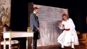 «Αικατερίνεια»: Θερμό χειροκρότημα για τον «Γέρο του Μοριά» & τον Αλμπέρτο Εσκενάζυ