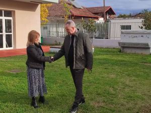 Δήμος Κατερίνης: Νέος τάπητας ασφαλείας στον αύλειο χώρο του Ειδικού Δημοτικού Σχολείου & Νηπιαγωγείου