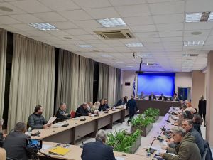 Ζωντανά το Δημοτικό συμβούλιο Κατερίνης με θέμα, μεταξύ άλλων, τον φωτισμό της πόλης