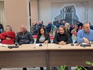 Ζωντανά το Δημοτικό συμβούλιο Κατερίνης με θέμα, μεταξύ άλλων, τον φωτισμό της πόλης