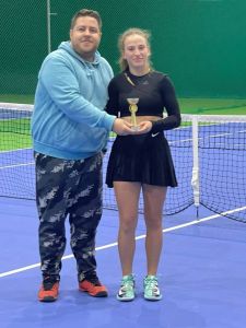 Η Αντιγόνη Τσούγκα κατέκτησε και πάλι το τουρνουά στην Θεσσαλονίκη