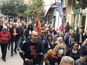 Κατερίνη: Απεργιακή συγκέντρωση – διαμαρτυρία στη Πλατεία Ελευθερίας (φωτορεπορτάζ + βίντεο)