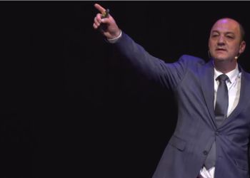 Ο Δημήτριος Λακασάς σε ομιλία του στο Tedx στο Πανεπιστήμιο Μακεδονίας