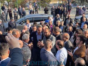 Ο Πρωθυπουργός Κυριάκος Μητσοτάκης στo Αιγίνιο Πιερίας (εικόνες + βίντεο)