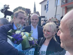 Ο Πρωθυπουργός Κυριάκος Μητσοτάκης στo Αιγίνιο Πιερίας (εικόνες + βίντεο)
