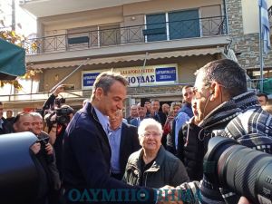 Ο Πρωθυπουργός Κυριάκος Μητσοτάκης στo Κολινδρό Πιερίας (εικόνες + βίντεο)