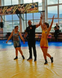 Ολύμπιοι Κατερίνης – Τρία μετάλλια στην Βουλγαρία οι παλαιστές της ομάδας