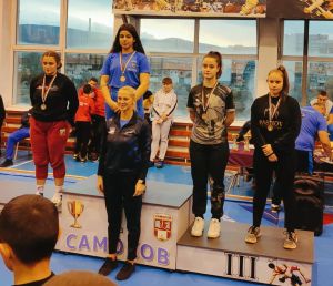 Ολύμπιοι Κατερίνης – Τρία μετάλλια στην Βουλγαρία οι παλαιστές της ομάδας