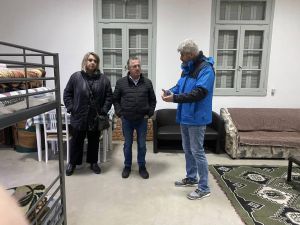 Την έδρα της Εθελοντικής Ομάδας Δράσης στον Καπνικό Σταθμό επισκέφθηκε ο υποψήφιος δήμαρχος Κατερίνης Γιάννης Ντούμος