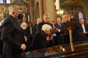 Το τελευταίο αντίο στο Λεωνίδα Κωνσταντόπουλο Το τελευταίο αντίο στο Λεωνίδα Κωνσταντόπουλο