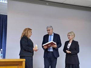 Ψυχοκοινωνική Ενδυνάμωση της Σχολικής Κοινότητας στην Εποχή της Πανδημίας Ψυχοκοινωνική Ενδυνάμωση της Σχολικής Κοινότητας στην Εποχή της Πανδημίας