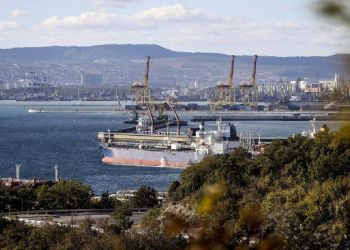 Θα μπορέσει το πλαφόν στο ρωσικό πετρέλαιο να «γονατίσει» τη Ρωσία;