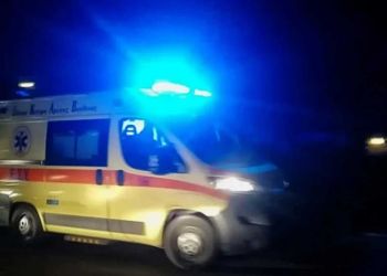 Λιτόχωρο: Αυτοκίνητο ξέφυγε της πορείας του – Ανασύρθηκε χωρίς τις αισθήσεις του ο οδηγός