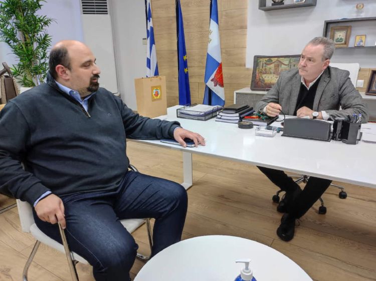 Με τον Υφυπουργό στον Πρωθυπουργό Χρήστο Τριαντόπουλο Συναντήθηκε ο Δήμαρχος Κατερίνης Κώστας Κουκοδήμος Με τον Υφυπουργό στον Πρωθυπουργό Χρήστο Τριαντόπουλο Συναντήθηκε ο Δήμαρχος Κατερίνης Κώστας Κουκοδήμος