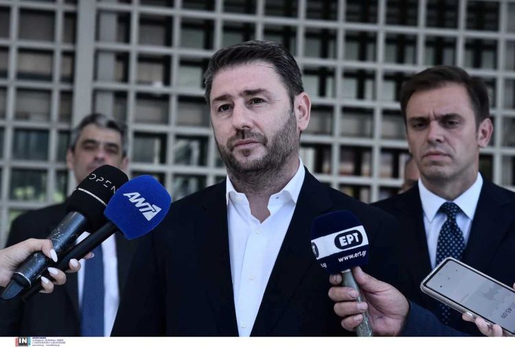 Ο Ανδρουλάκης φοβάται ότι τελικά τον παρακολουθούσε η Βελγική αστυνομία! Ο Ανδρουλάκης φοβάται ότι τελικά τον παρακολουθούσε η Βελγική αστυνομία!