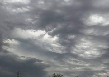 Ο Καιρός σήμερα: Κυριακή με αυξημένες νεφώσεις με τοπικές βροχές και σποραδικές καταιγίδες