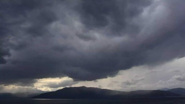 Ο Καιρός σήμερα: Λίγες νεφώσεις παροδικά αυξημένες με λίγες τοπικές βροχές Ο Καιρός σήμερα: Λίγες νεφώσεις παροδικά αυξημένες με λίγες τοπικές βροχές