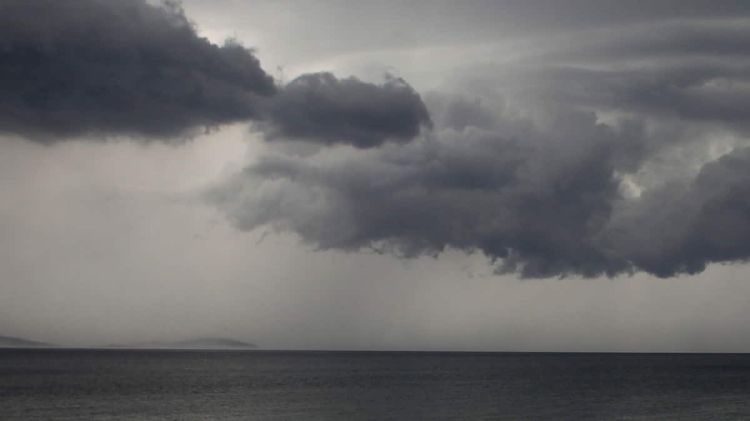 Ο Καιρός σήμερα: Λίγες νεφώσεις που από το μεσημέρι θα αυξηθούν και θα σημειωθούν τοπικές βροχές Ο Καιρός σήμερα: Λίγες νεφώσεις που από το μεσημέρι θα αυξηθούν και θα σημειωθούν τοπικές βροχές