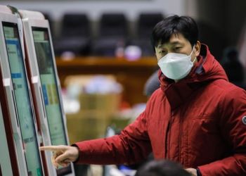 Παγκόσμια ανησυχία για νέο κύμα κορονοϊού στην Κίνα