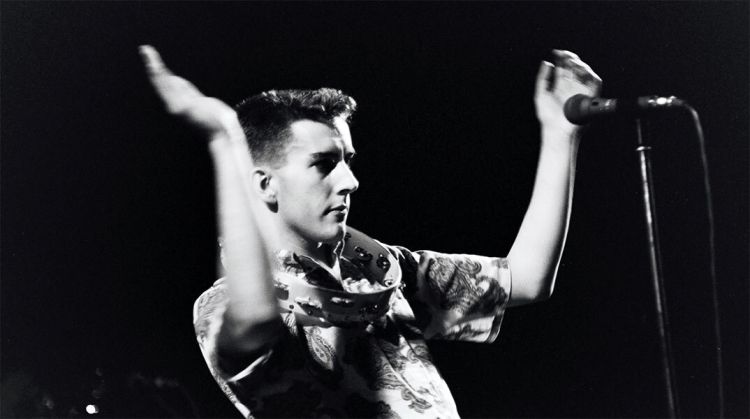 Τέρι Χολ: Πέθανε σε ηλικία 63 ετών ο τραγουδιστής των «Τhe Specials» Τέρι Χολ: Πέθανε σε ηλικία 63 ετών ο τραγουδιστής των «Τhe Specials»