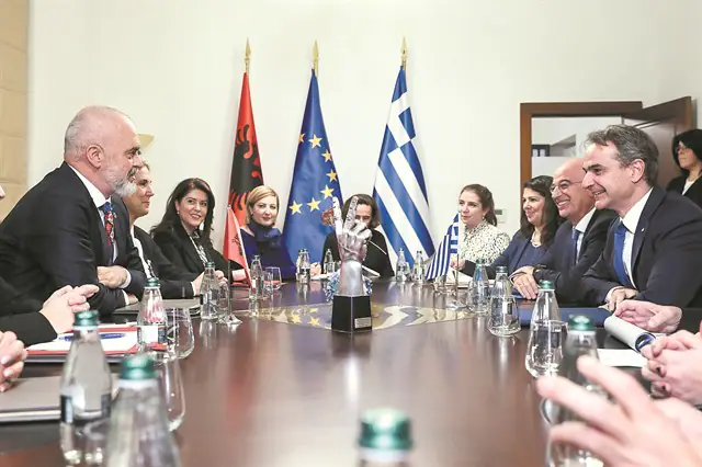 Το άνοιγμα στην Αλβανία και το μεγάλο στοίχημα Το άνοιγμα στην Αλβανία και το μεγάλο στοίχημα