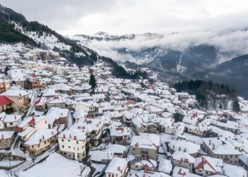 Χειμερινός τουρισμός: Ποιοι προορισμοί θα «βουλιάξουν» Χριστούγεννα και Πρωτοχρονιά