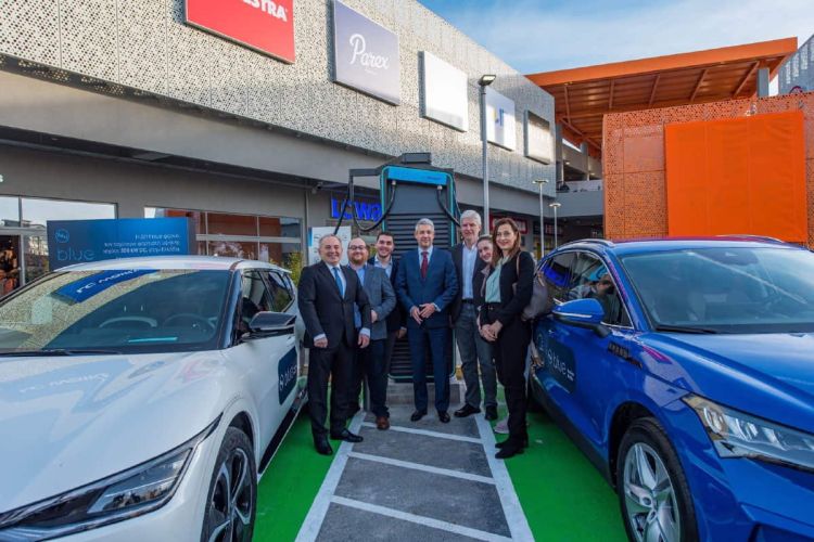 Oι πρώτοι ταχυ φορτιστές έως 300 Kw dc στην Ελλάδα από τη ΔΕΗ Blue σε κομβικά σημεία σε όλη τη χώρα