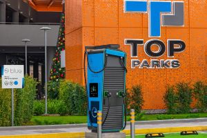 Oι πρώτοι ταχυ φορτιστές έως 300 Kw dc στην Ελλάδα από τη ΔΕΗ Blue σε κομβικά σημεία σε όλη τη χώρα