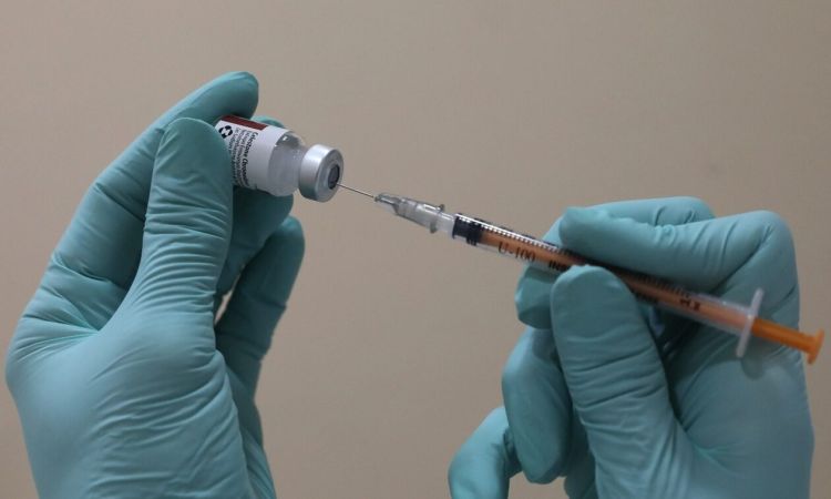 Αντιγριπικό Εμβόλιο: Θα Αποζημιώνεται Από Τον Εοπυυ Χωρίς Συνταγή