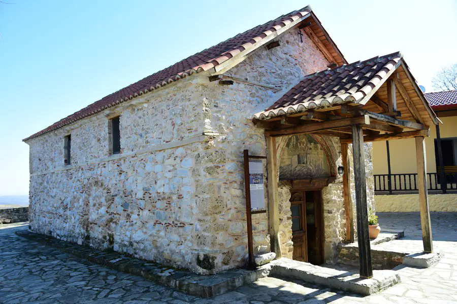 Η Ιερά Μονή Αγίου Γεωργίου Ρητίνης Πιερίας Η Ιερά Μονή Αγίου Γεωργίου Ρητίνης Πιερίας