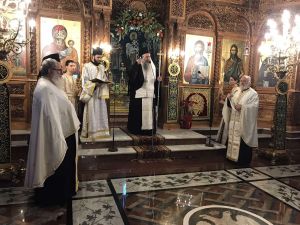 Η Πυροσβεστική Υπηρεσία του Νομού Πιερίας τίμησε τους προστάτες Άγιους «Τρεις παίδες εν Καμίνω» Η Πυροσβεστική Υπηρεσία του Νομού Πιερίας τίμησε τους προστάτες Άγιους «Τρεις παίδες εν Καμίνω»