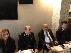 Η Πυροσβεστική Υπηρεσία του Νομού Πιερίας τίμησε τους προστάτες Άγιους «Τρεις παίδες εν Καμίνω» Η Πυροσβεστική Υπηρεσία του Νομού Πιερίας τίμησε τους προστάτες Άγιους «Τρεις παίδες εν Καμίνω»