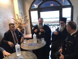 Η Πυροσβεστική Υπηρεσία του Νομού Πιερίας τίμησε τους προστάτες Άγιους «Τρεις παίδες εν Καμίνω» Η Πυροσβεστική Υπηρεσία του Νομού Πιερίας τίμησε τους προστάτες Άγιους «Τρεις παίδες εν Καμίνω»