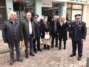 Η Πυροσβεστική Υπηρεσία του Νομού Πιερίας τίμησε τους προστάτες Άγιους «Τρεις παίδες εν Καμίνω» Η Πυροσβεστική Υπηρεσία του Νομού Πιερίας τίμησε τους προστάτες Άγιους «Τρεις παίδες εν Καμίνω»