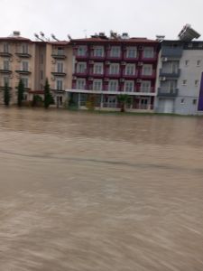 Κακοκαιρία ARIEL στην Πιερία: Αίτημα από τον Δήμο Κατερίνης να κηρυχθεί ο νομός σε κατάσταση έκτακτης ανάγκης (Εικόνες) Κακοκαιρία Ariel στην Πιερία: Αίτημα από τον Δήμο Κατερίνης να κηρυχθεί ο νομός σε κατάσταση έκτακτης ανάγκης