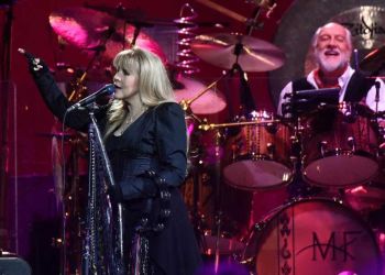 Πέθανε Η Τραγουδίστρια Του Διάσημου Συγκροτήματος Fleetwood Mac