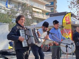 Παραδοσιακό δρώμενο ¨Ντιβιτζήδες & Καμήλες¨