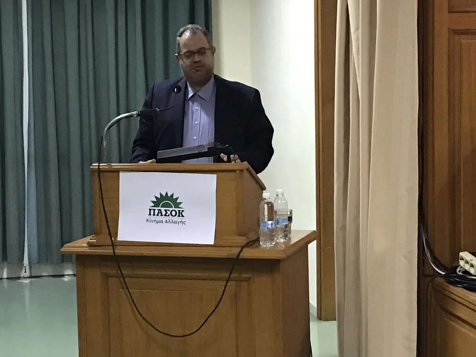 Πολιτική εκδήλωση του  ΠΑΣΟΚ – Κίνημα Αλλαγή για την ακρίβεια στην Κατερίνη (φωτορεπορτάζ)