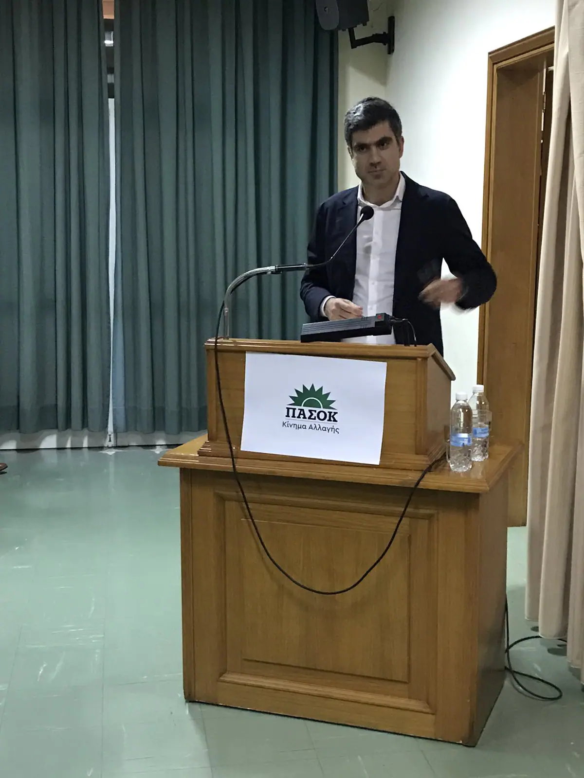 Πολιτική εκδήλωση του  ΠΑΣΟΚ – Κίνημα Αλλαγή για την ακρίβεια στην Κατερίνη (φωτορεπορτάζ)