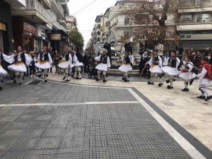 Το Λύκειο Ελληνίδων έδωσε το ρυθμό των Χριστουγέννων με τα «Ρουγκάτσια»