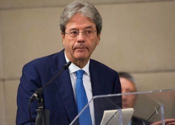 Το σκάνδαλο διαφθοράς στο Ευρωκοινοβούλιο είναι «αντάξιο» της τηλεοπτικής σειράς Narcos, σύμφωνα με τον επίτροπο Τζεντιλόνι