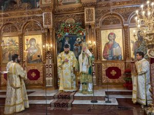 Χειροτονία Διακόνου από τον Μητροπολίτη Σύρου, Τήνου, Μυκόνου στην Ιερά Μητρόπολη της Θείας Αναλήψεως