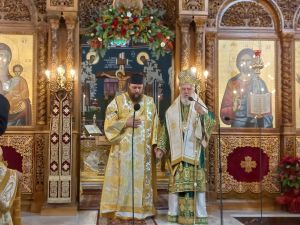 Χειροτονία Διακόνου από τον Μητροπολίτη Σύρου, Τήνου, Μυκόνου στην Ιερά Μητρόπολη της Θείας Αναλήψεως