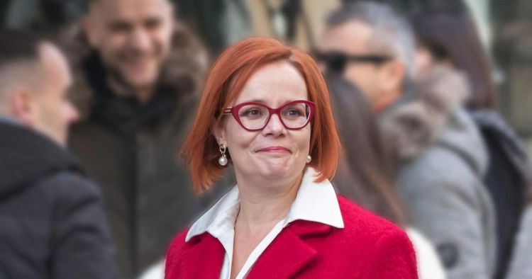 Αλμανάκ μιας χρονιάς που πέρασε (κι ευτυχώς μας δίδαξε) Αλμανάκ μιας χρονιάς που πέρασε (κι ευτυχώς μας δίδαξε)