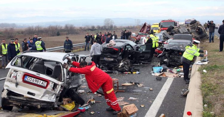 Η άλλη Ελλάδα των νεκρών και αναπήρων από τροχαία Η άλλη Ελλάδα των νεκρών και αναπήρων από τροχαία